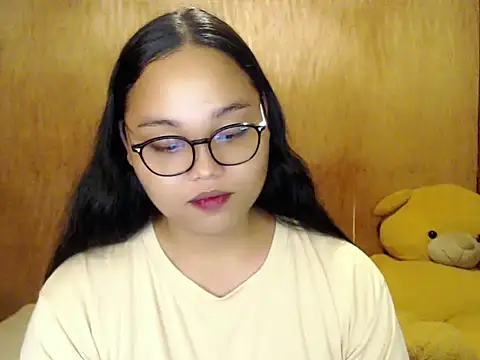 Snapshot of _Lylia chatting on 09.12.25  Lylia online show from 09.12.25