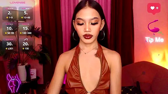 Snapshot of Asianprincess69 chatting on 09.28.25 Asianprincess69 online show from 09.28.25