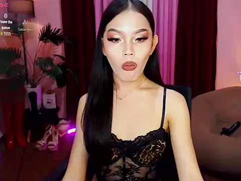 Snapshot of Asianprincess69 chatting on 10.14.25 Asianprincess69 online show from 10.14.25