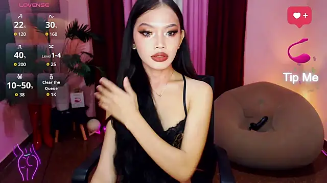 Snapshot of Asianprincess69 chatting on 10.16.25 Asianprincess69 online show from 10.16.25