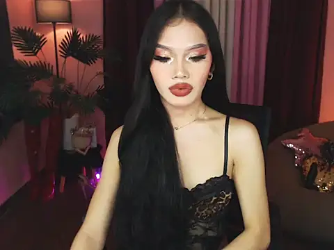 Snapshot of Asianprincess69 chatting on 10.19.25 Asianprincess69 online show from 10.19.25