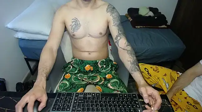 Snapshot of bossking017 chatting on 01.26.25 bossking017 online show from 01.26.25