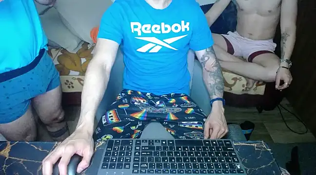 Snapshot of bossking017 chatting on 03.22.25 bossking017 online show from 03.22.25