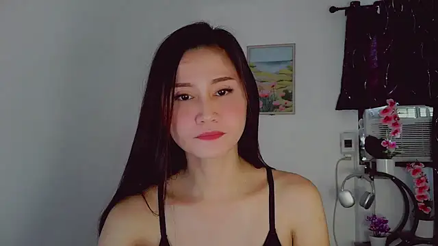 Snapshot of anne_smithe chatting on 10.07.25 anne smithe online show from 10.07.25