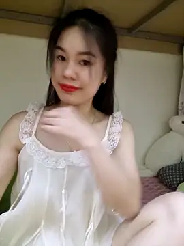 Snapshot of Baby-ladytits2025 chatting on 09.25.25 Baby-ladytits2025 online show from 09.25.25