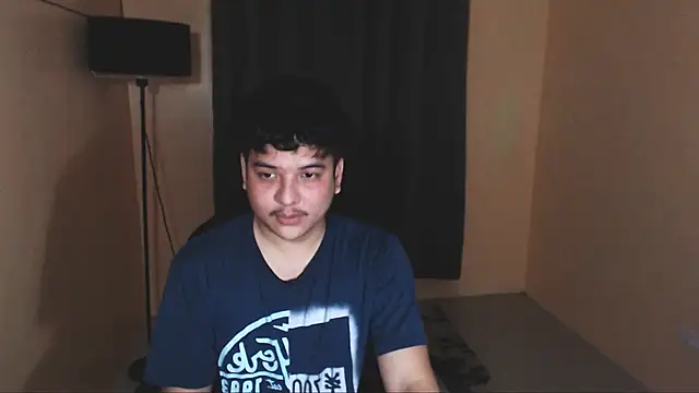 Snapshot of Prince_Killian chatting on 10.29.25 Prince Killian online show from 10.29.25