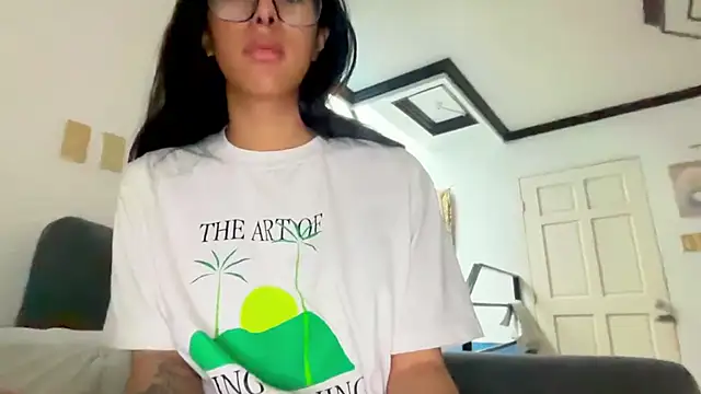 Snapshot of CandiceSommereux chatting on 09.19.25 CandiceSommereux online show from 09.19.25