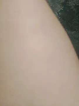 Snapshot of CloudyChu chatting on 10.13.25 CloudyChu online show from 10.13.25