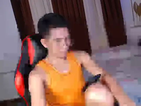 Snapshot of drinkmycumx chatting on 10.07.25 drinkmycumx online show from 10.07.25