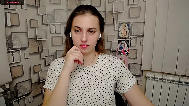 AmandaDimond  online show from 09.15.25