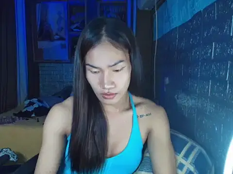 Snapshot of godessbella chatting on 11.09.25 godessbella online show from 11.09.25