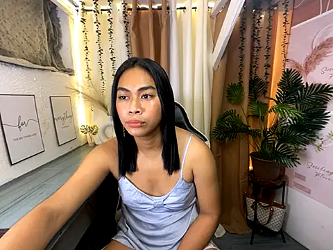 Snapshot of Sweetasian_cum chatting on 10.11.25 Sweetasian cum online show from 10.11.25
