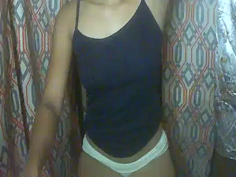 Snapshot of Virgen_christine01 chatting on 10.05.25 Virgen christine01 online show from 10.05.25