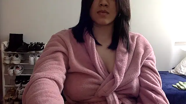 Snapshot of SEXOFLION chatting on 09.25.25 SEXOFLION online show from 09.25.25