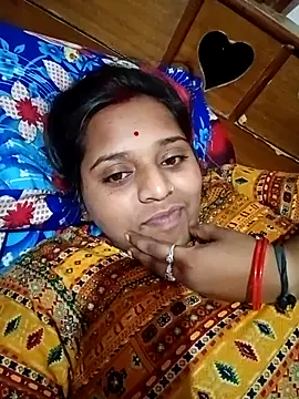 Snapshot of Hot_crety chatting on 09.23.25 Hot crety online show from 09.23.25