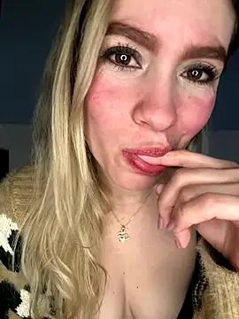 Snapshot of BritgetPsychol chatting on 10.25.25 BritgetPsychol online show from 10.25.25