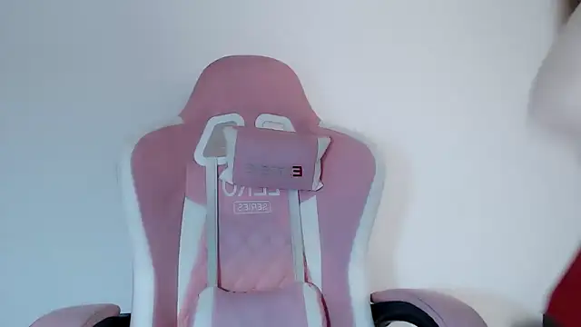 Cam-Ly online show from 10.05.25