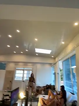 Snapshot of Melody-baby chatting on 09.26.25 Melody-baby online show from 09.26.25