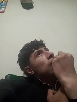 Snapshot of Rolito69 chatting on 09.16.25 Rolito69 online show from 09.16.25