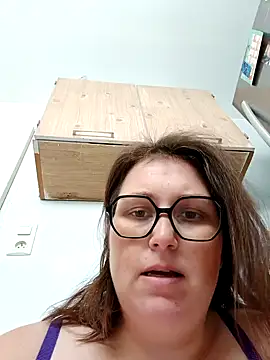 Snapshot of Fformesx chatting on 09.29.25 Fformesx online show from 09.29.25