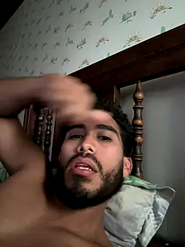 Snapshot of TU-MORENOO chatting on 09.14.25 TU-MORENOO online show from 09.14.25