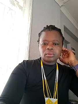 Snapshot of cairococo chatting on 09.24.25 cairococo online show from 09.24.25