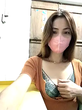 Snapshot of Baby-ladysweet20 chatting on 09.28.25 Baby-ladysweet20 online show from 09.28.25