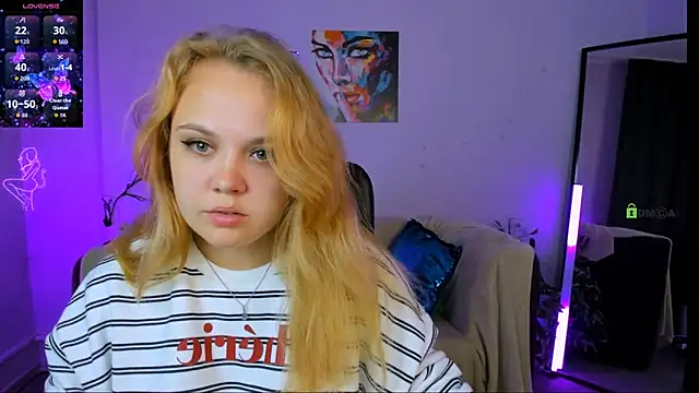 Snapshot of keri_ti chatting on 09.17.25 keri ti online show from 09.17.25