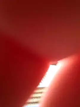 Snapshot of ExtremeDaddy89 chatting on 09.30.25 ExtremeDaddy89 online show from 09.30.25