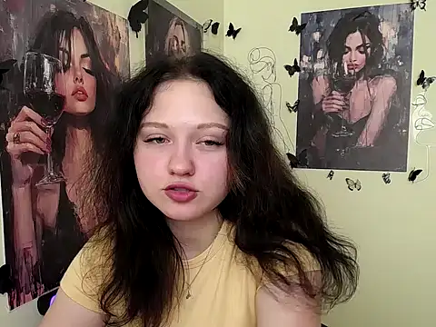 Snapshot of LadyAlice_ chatting on 09.15.25 LadyAlice  online show from 09.15.25