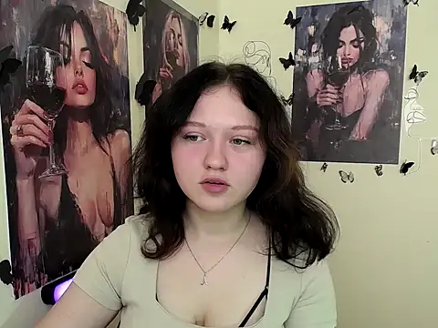 Snapshot of LadyAlice_ chatting on 09.22.25 LadyAlice  online show from 09.22.25