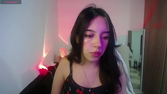 Snapshot of immisssilver chatting on 10.15.25 immisssilver online show from 10.15.25