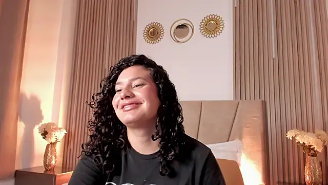 Rachell Jamess online show from 10.16.25
