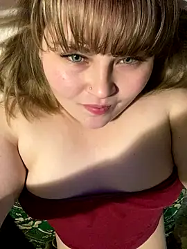 Snapshot of BeckiXrose chatting on 11.03.25 BeckiXrose online show from 11.03.25