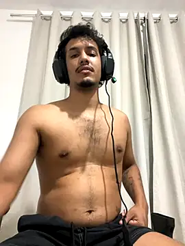 Snapshot of BAGHEERAPGG chatting on 10.19.25 BAGHEERAPGG online show from 10.19.25