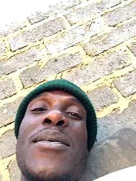 Snapshot of cuminsidebby chatting on 10.08.25 cuminsidebby online show from 10.08.25