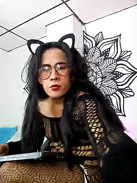 Snapshot of angela_bigdick chatting on 09.27.25 angela bigdick online show from 09.27.25