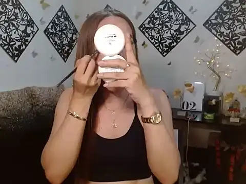 Snapshot of TheMISTRESSx69 chatting on 09.19.25 TheMISTRESSx69 online show from 09.19.25