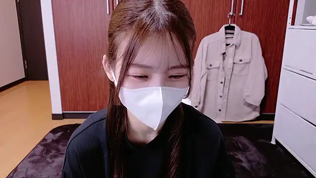 Snapshot of Ema_o0_chan chatting on 09.27.25 Ema o0 chan online show from 09.27.25