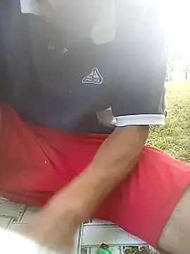 Snapshot of NOROM25 chatting on 10.15.25 NOROM25 online show from 10.15.25