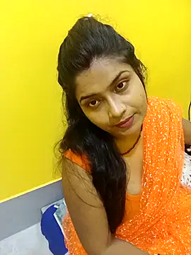 Snapshot of Naughty-Chaaya chatting on 09.16.25 Naughty-Chaaya online show from 09.16.25