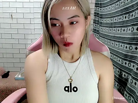 Snapshot of Rainea149 chatting on 10.26.25 Rainea149 online show from 10.26.25