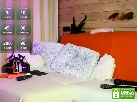 Snapshot of linaadvance chatting on 10.14.25 linaadvance online show from 10.14.25