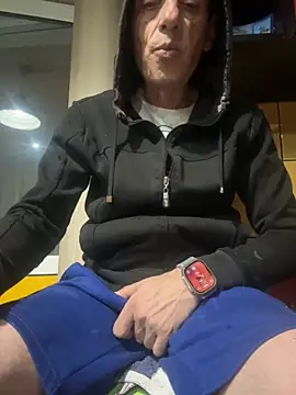 Snapshot of adiluci1 chatting on 10.19.25 adiluci1 online show from 10.19.25