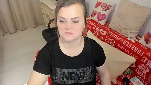 Snapshot of MildMature chatting on 01.22.25 MildMature online show from 01.22.25