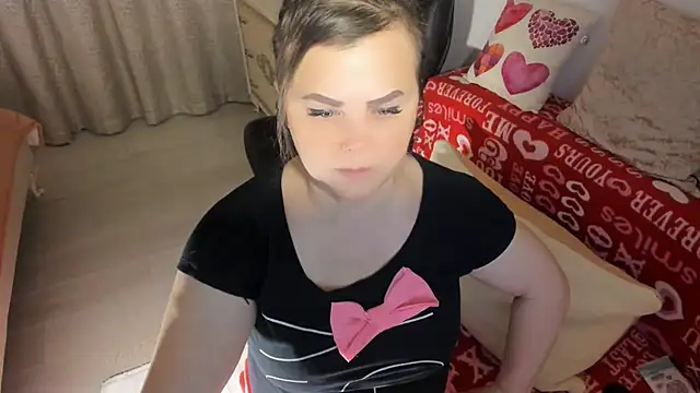 Snapshot of MildMature chatting on 01.23.25 MildMature online show from 01.23.25