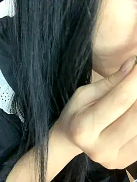 Snapshot of Linhtruong_ chatting on 09.15.25 Linhtruong  online show from 09.15.25