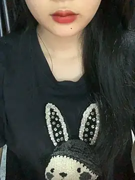 Snapshot of Linhtruong_ chatting on 11.02.25 Linhtruong  online show from 11.02.25