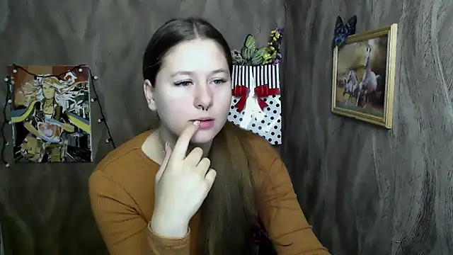 Snapshot of Linda_S_ chatting on 09.13.25 Linda S online show from 09.13.25