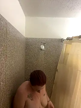 Snapshot of ChatBunnys chatting on 10.26.25 ChatBunnys online show from 10.26.25